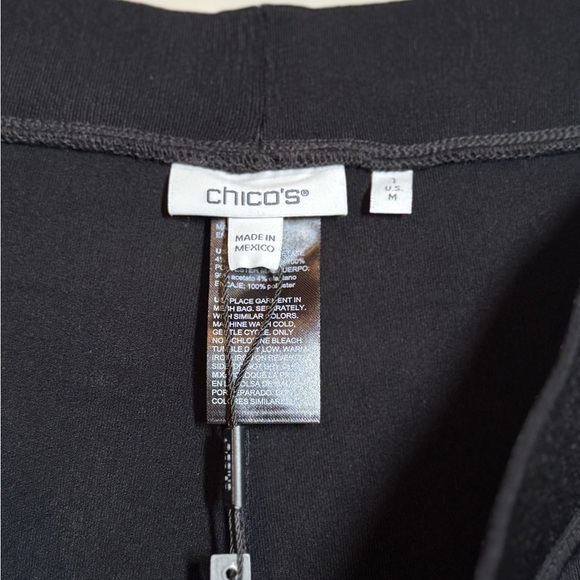 Chico's Travelers Macrame Crop Pants
Women Size M Black Pull On Wide
Leg - Picture 3 of 8